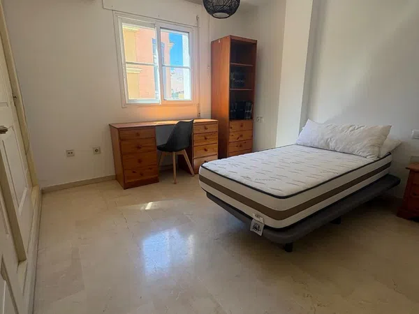 Piso en Alameda de Capuchinos - Foto 13