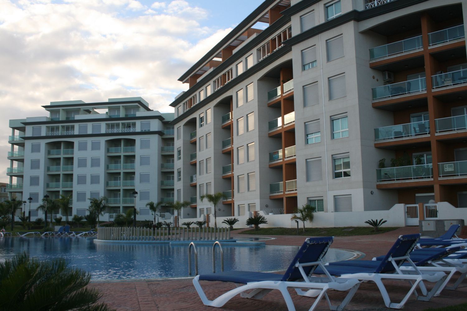 Piso en avenida J.M. Galván Bello, 135 - Foto 2