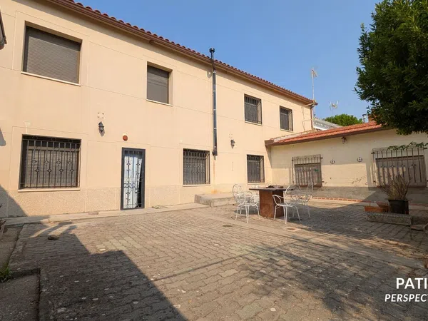 Chalet adosado en Calle Villacisneros s/n - Foto 36