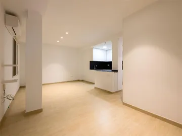 Piso en  Carrer de Sant Donís 1 - Foto 5