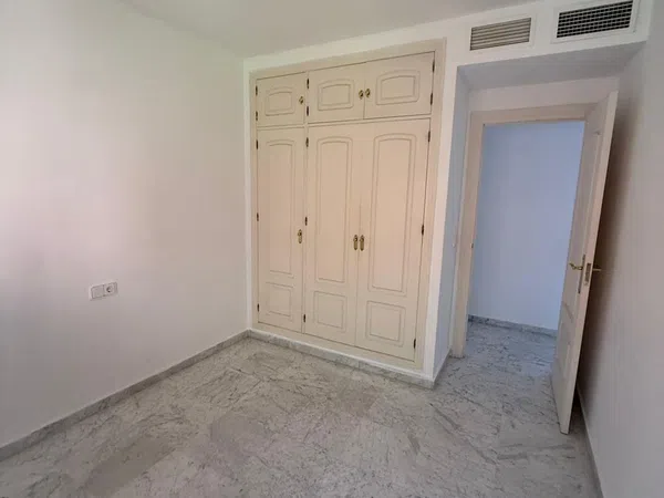 Piso en Paseo de Miramar - Foto 28