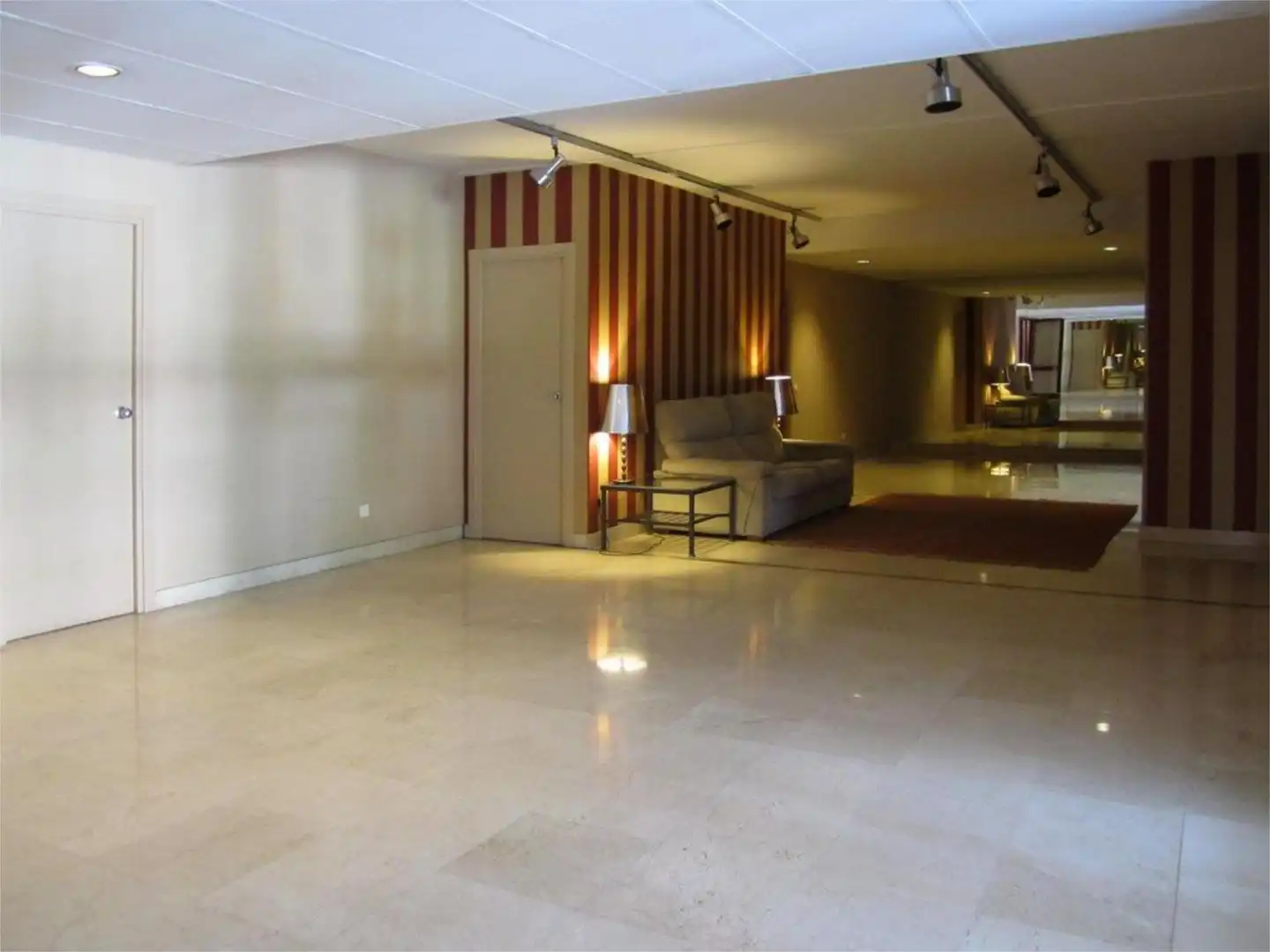 Piso en  Avenida de los Madroños 15 - Foto 4