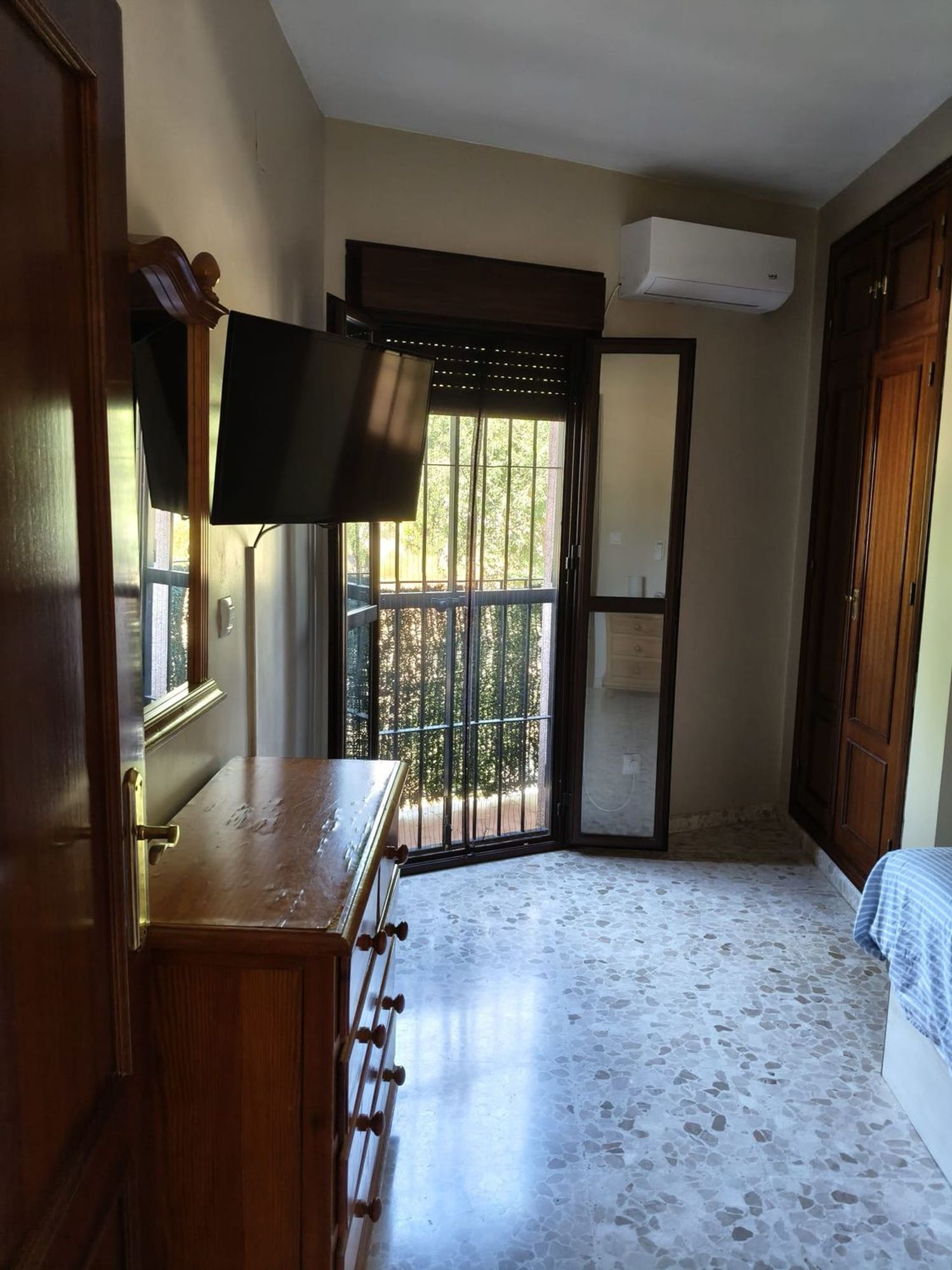 Chalet pareado en Camas - Foto 25