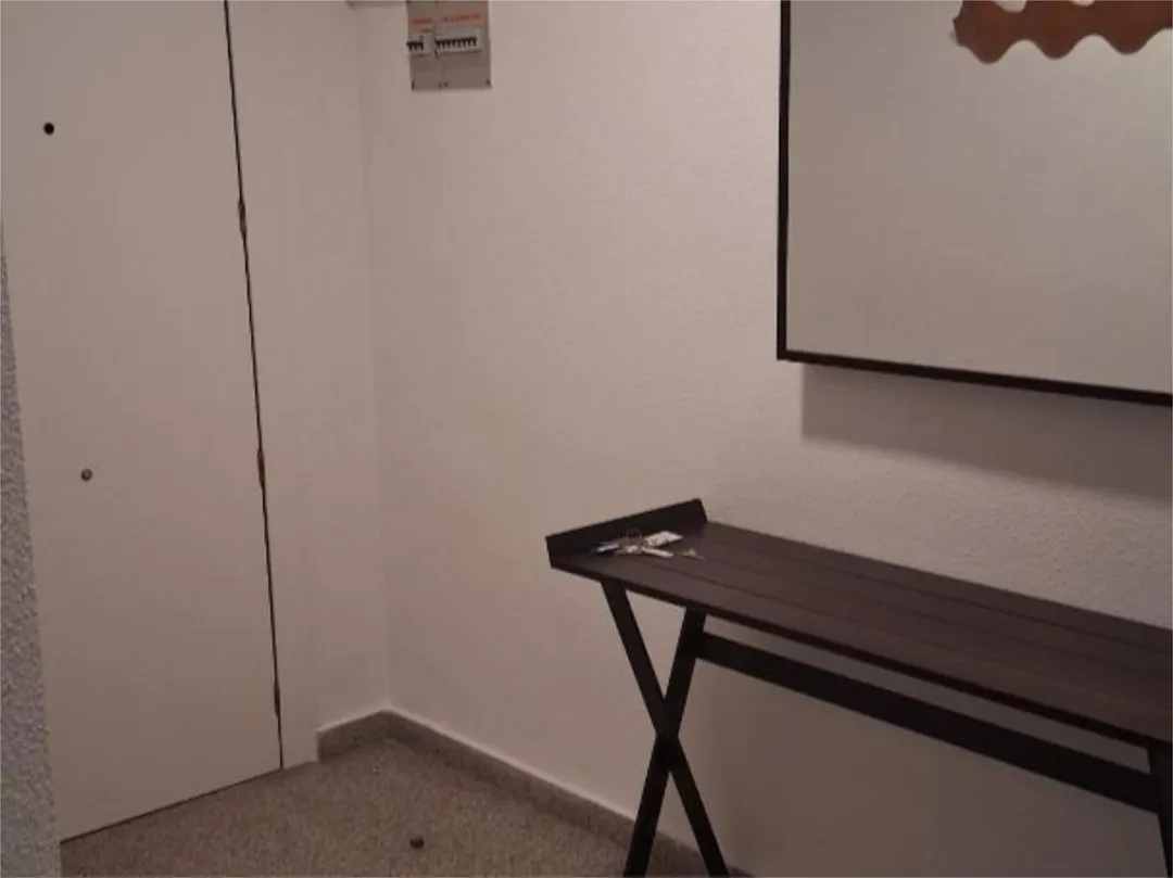 Piso en  Plaza de la Cruz Roja 9 - Foto 2