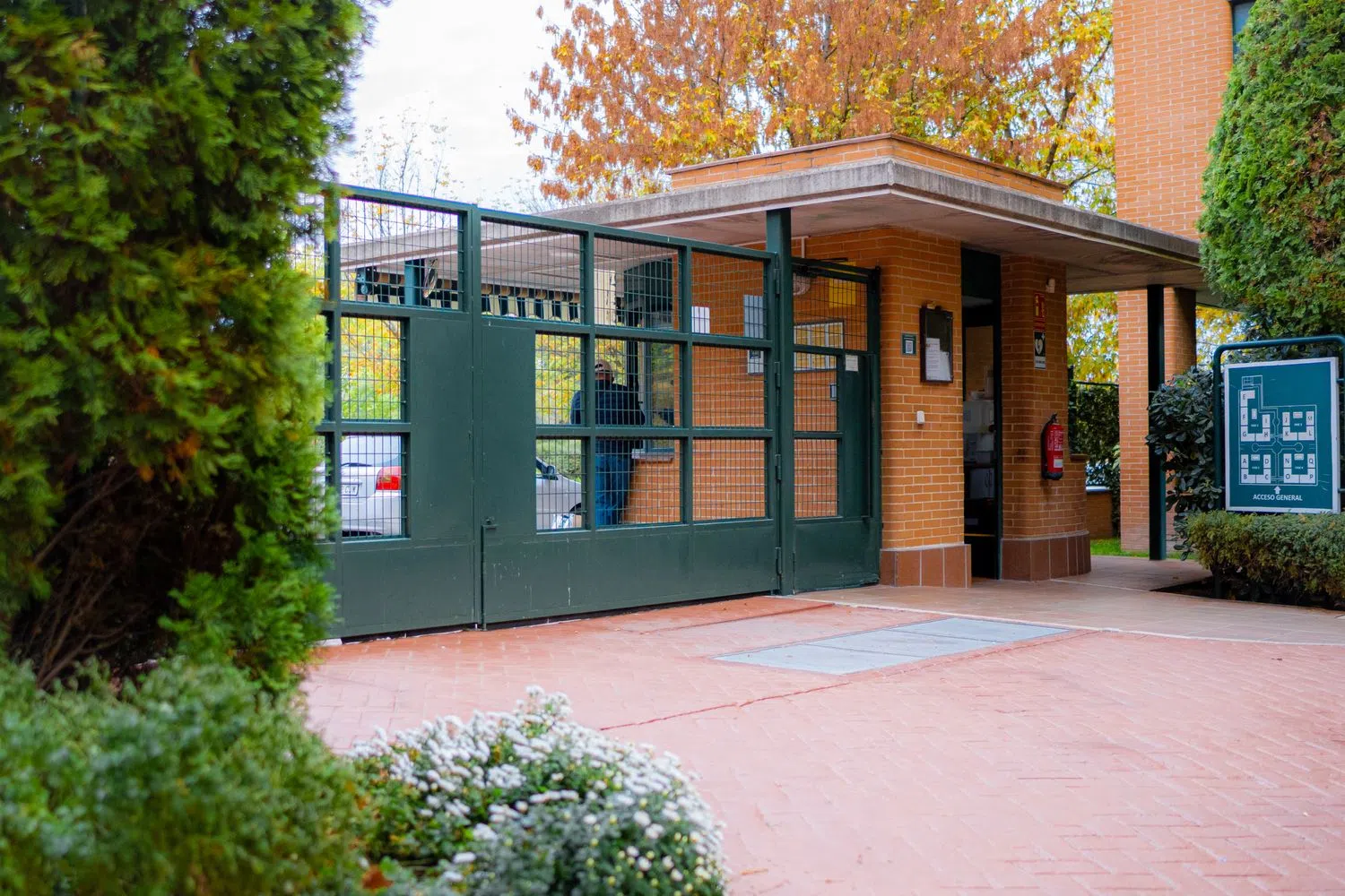 Piso en calle Tintín y Milú, 12 - Foto 1