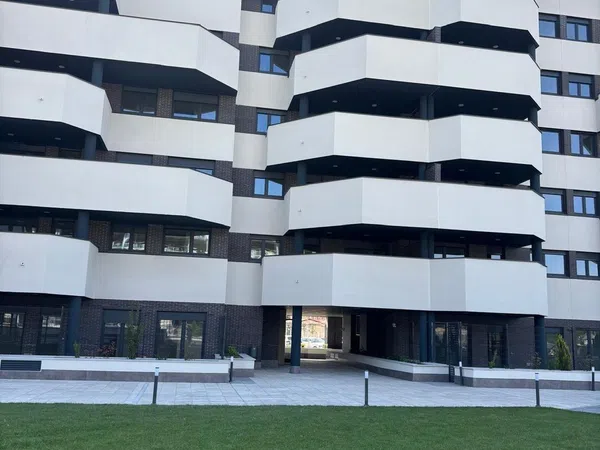 Piso en Avenida Comunidad de Madrid, 3 - Foto 1