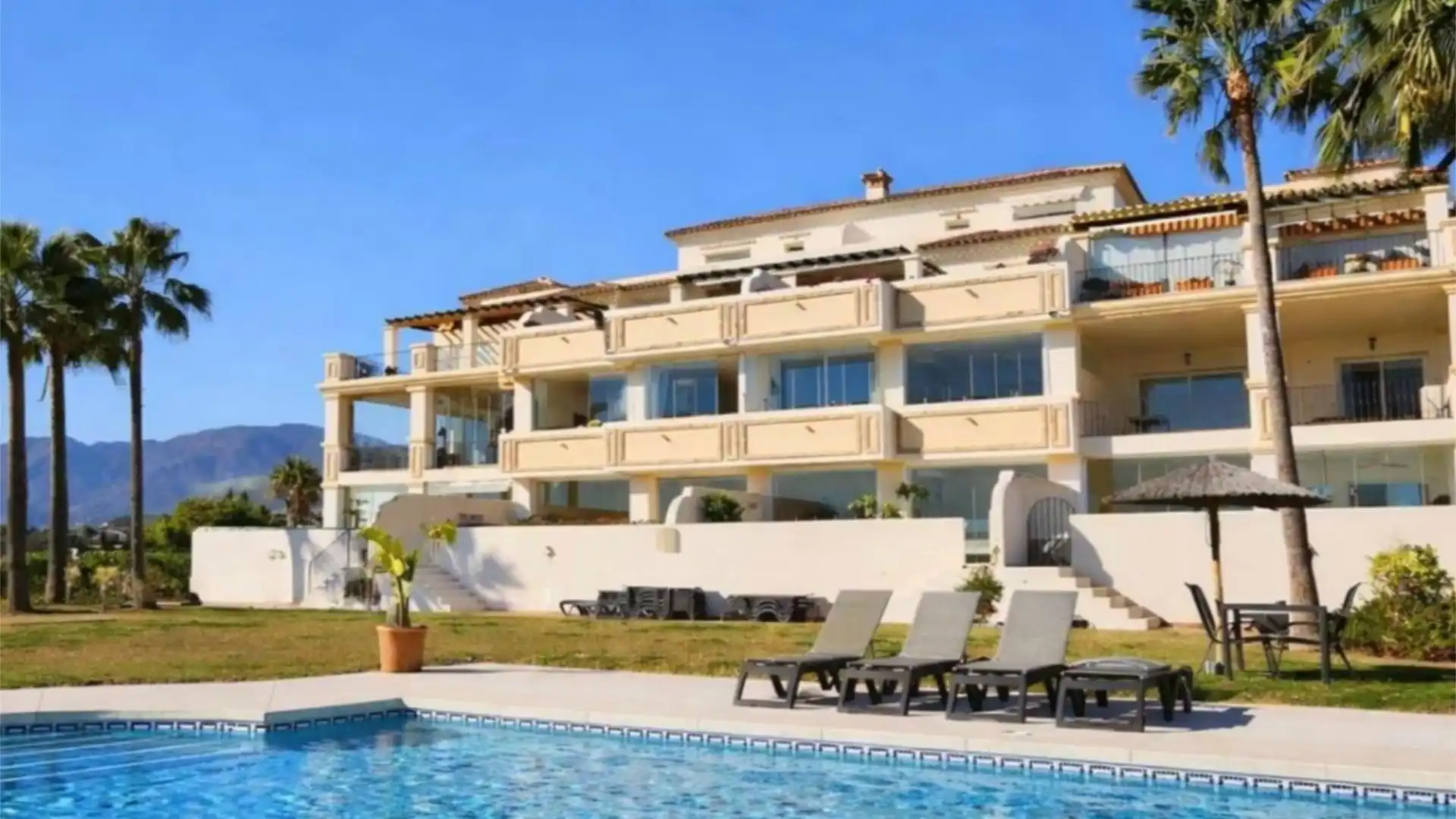 Piso en  Avenida Parque Selwo 3 - Foto 2