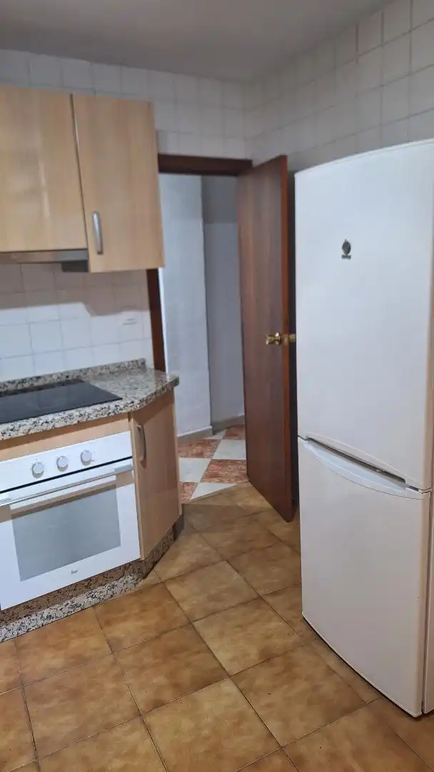 Piso en  Avenida de los Almogávares 28 - Foto 5