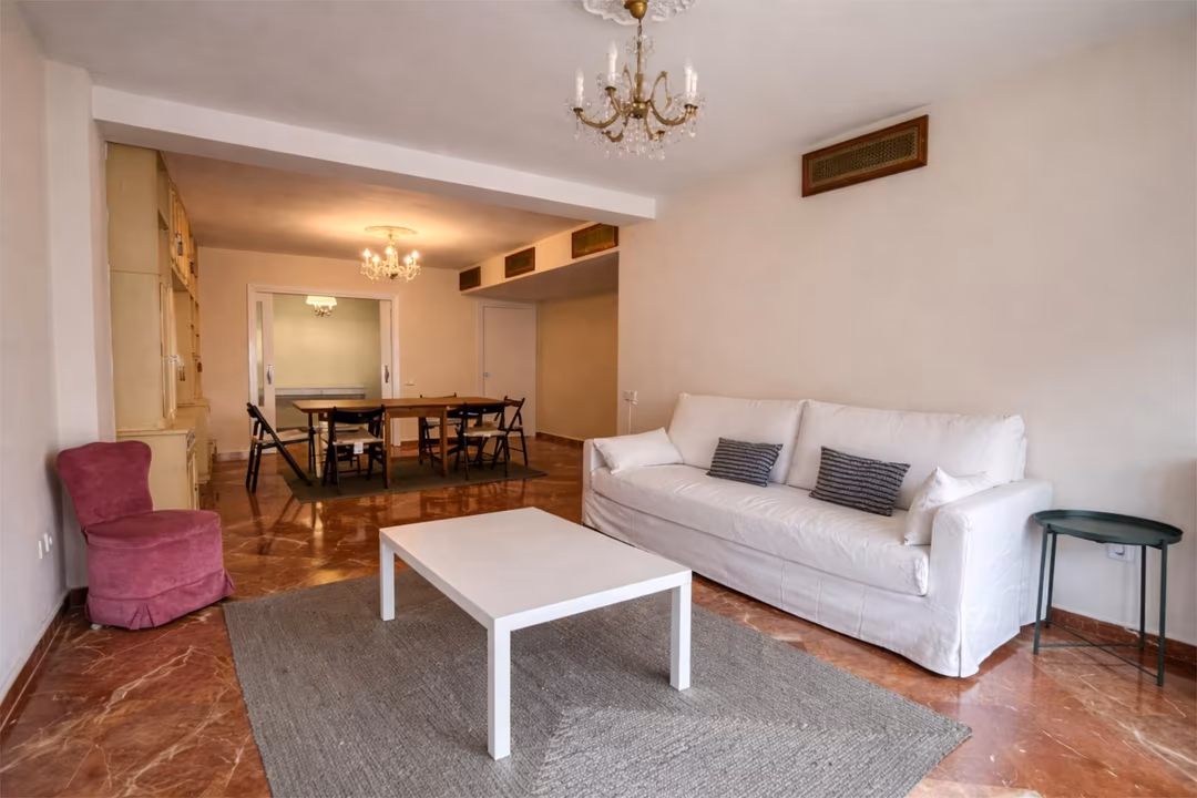 Piso en  Avenida de la Reina Mercedes 27 - Foto 12