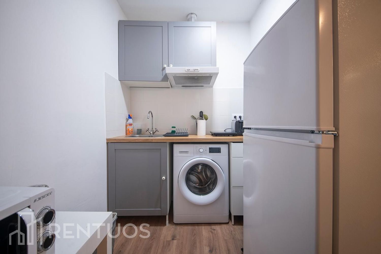 Estudio en calle de Ferran - Foto 4