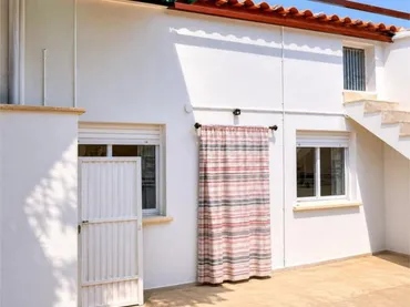 Chalet en Barrio pequeño - Foto 2