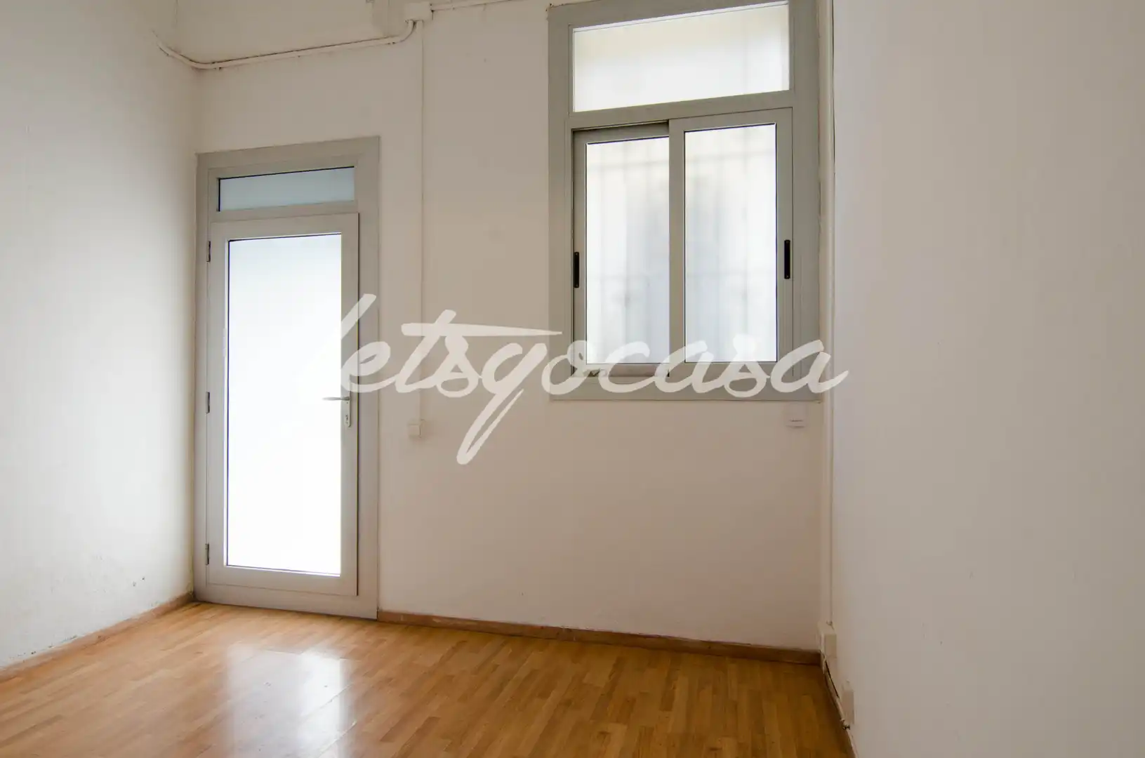 Local comercial en  Carrer del Vallespir - Foto 4