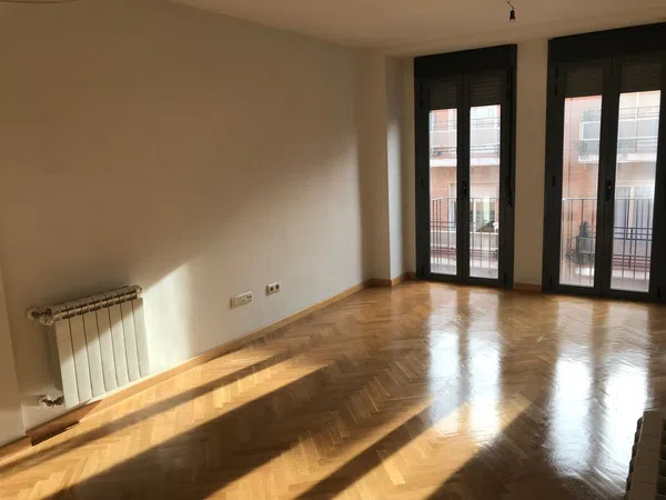 Alquiler de piso en Calle Jardín de la Duquesa, 16