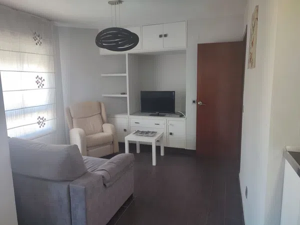 Piso en Calle Venegas - Foto 1