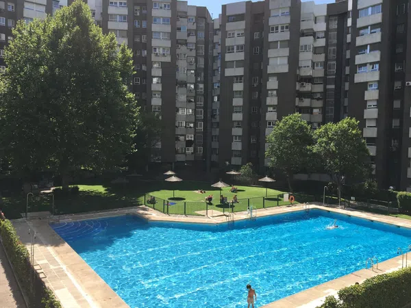 Piso en calle Alfredo Marquerie, 9