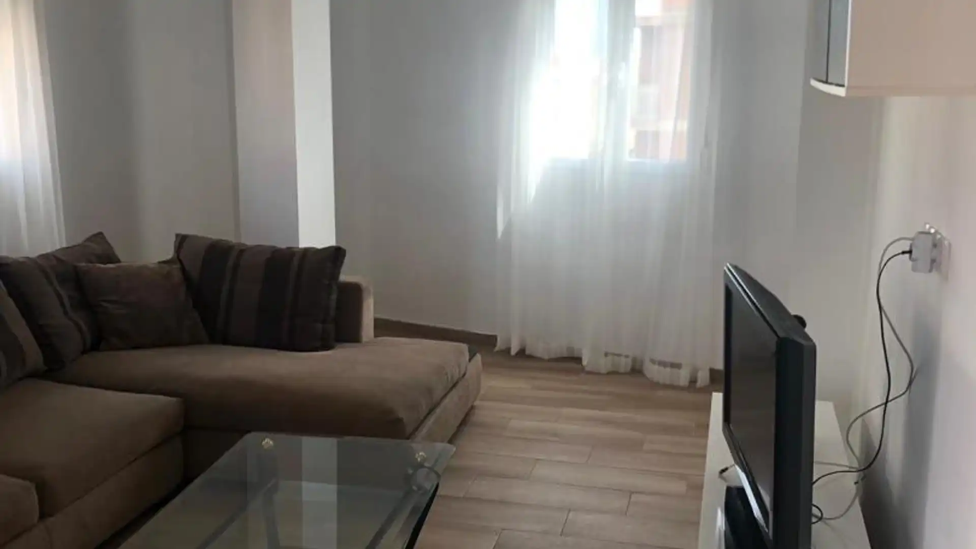 Piso en  Carrer Pere Joan Perpinyà 82 - Foto 1