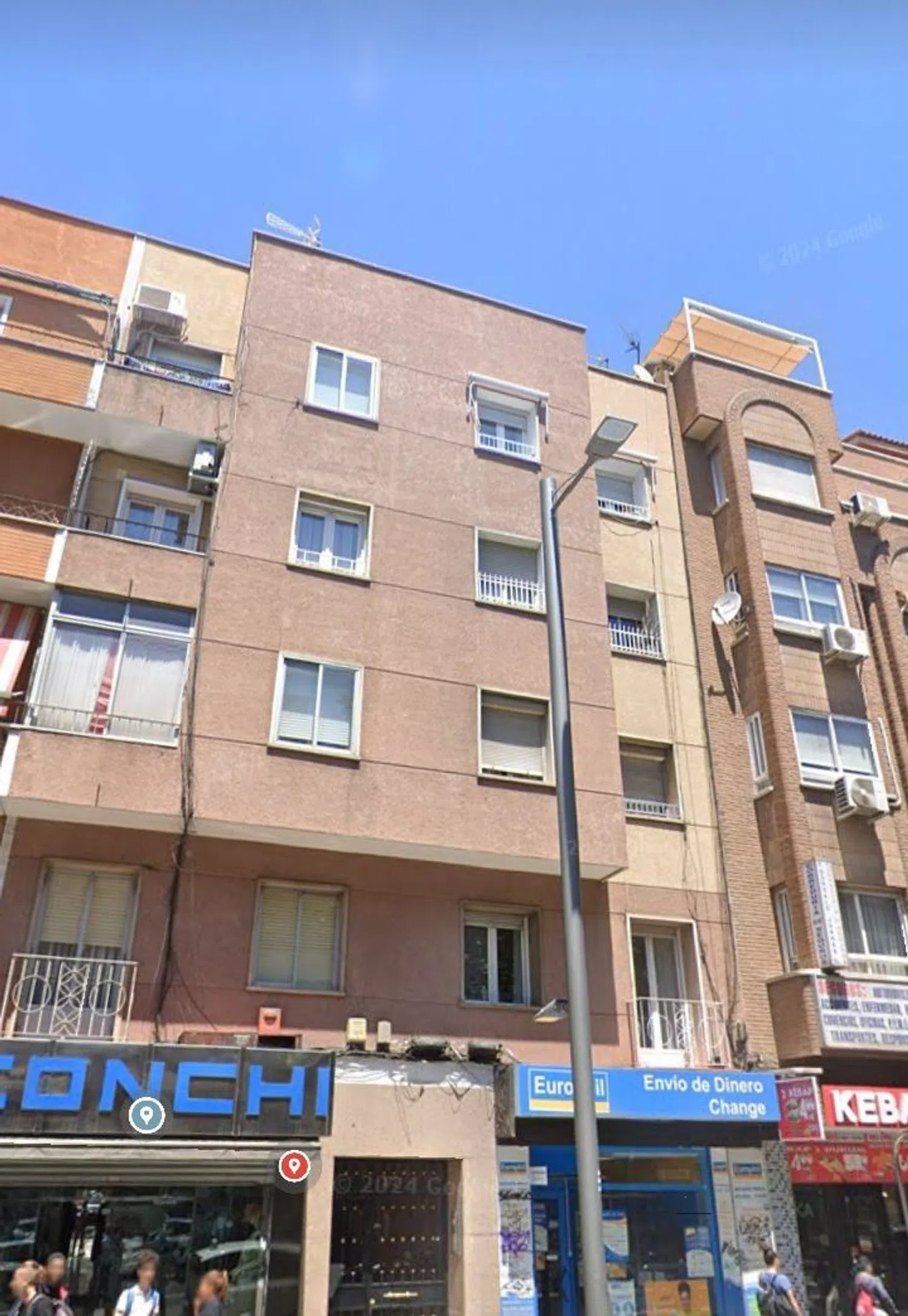 Piso en calle Alcalá, 373