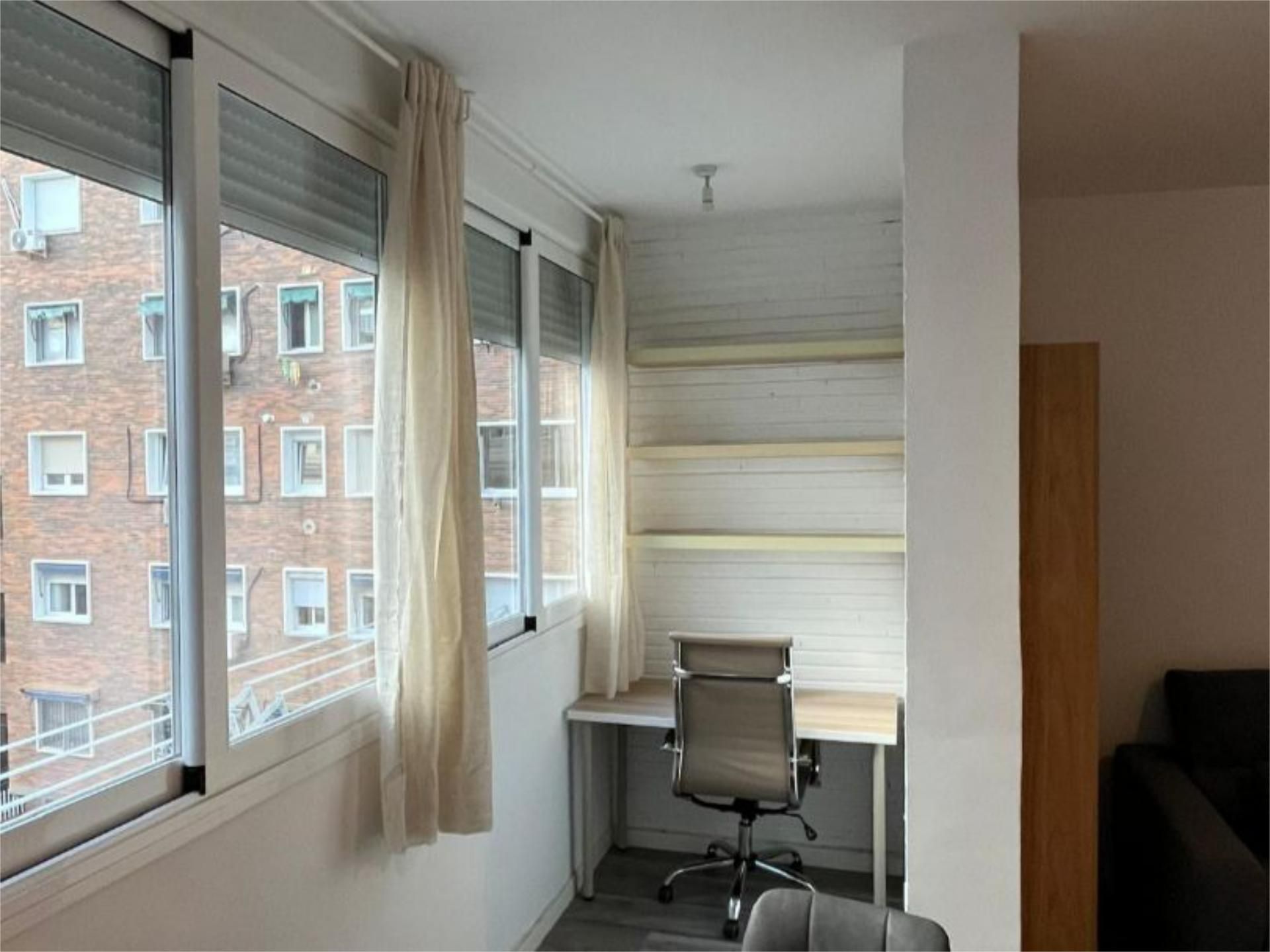 Piso en  Calle de Rafael Herrera 11 - Foto 5