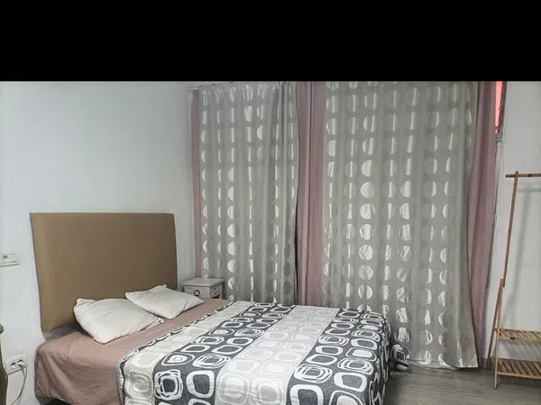Estudio en calle el Coronel, 4