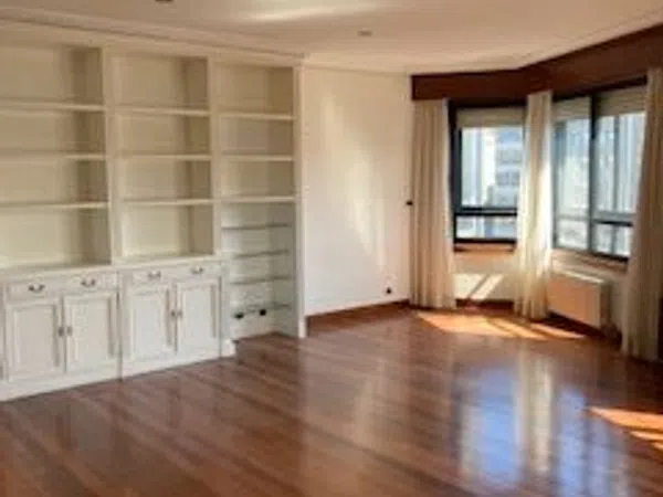 Piso en calle de Álvaro Cunqueiro, 15 - Foto 4