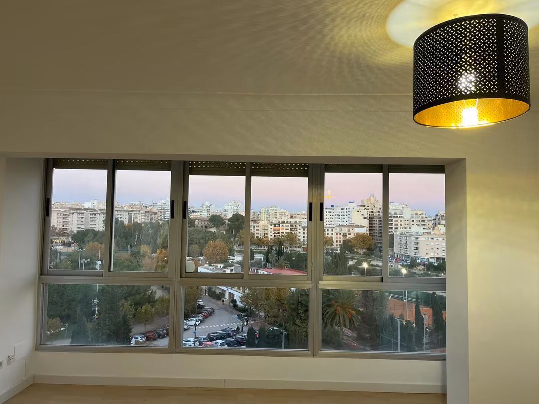 Piso en  Carrer de Miquel dels Sants Oliver 13 - Foto 2