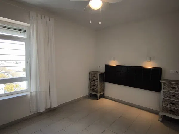 Piso en avenida de Ramón y Cajal, 47 - Foto 5