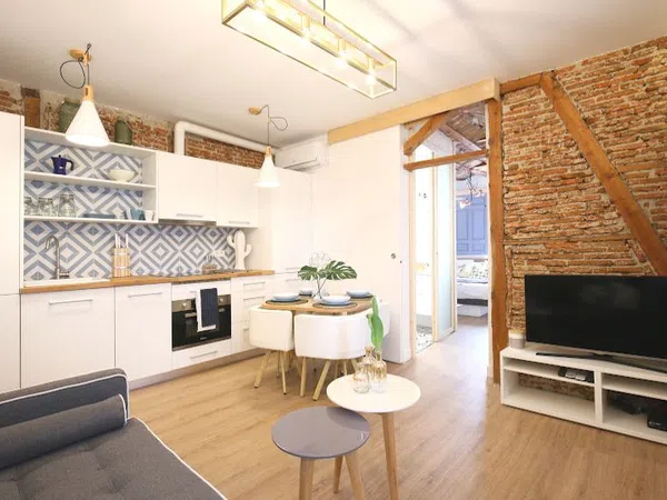 Piso en calle de la Sombrerería, 8