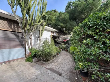 Chalet en  Carrer d'Osca 4a - Foto 4