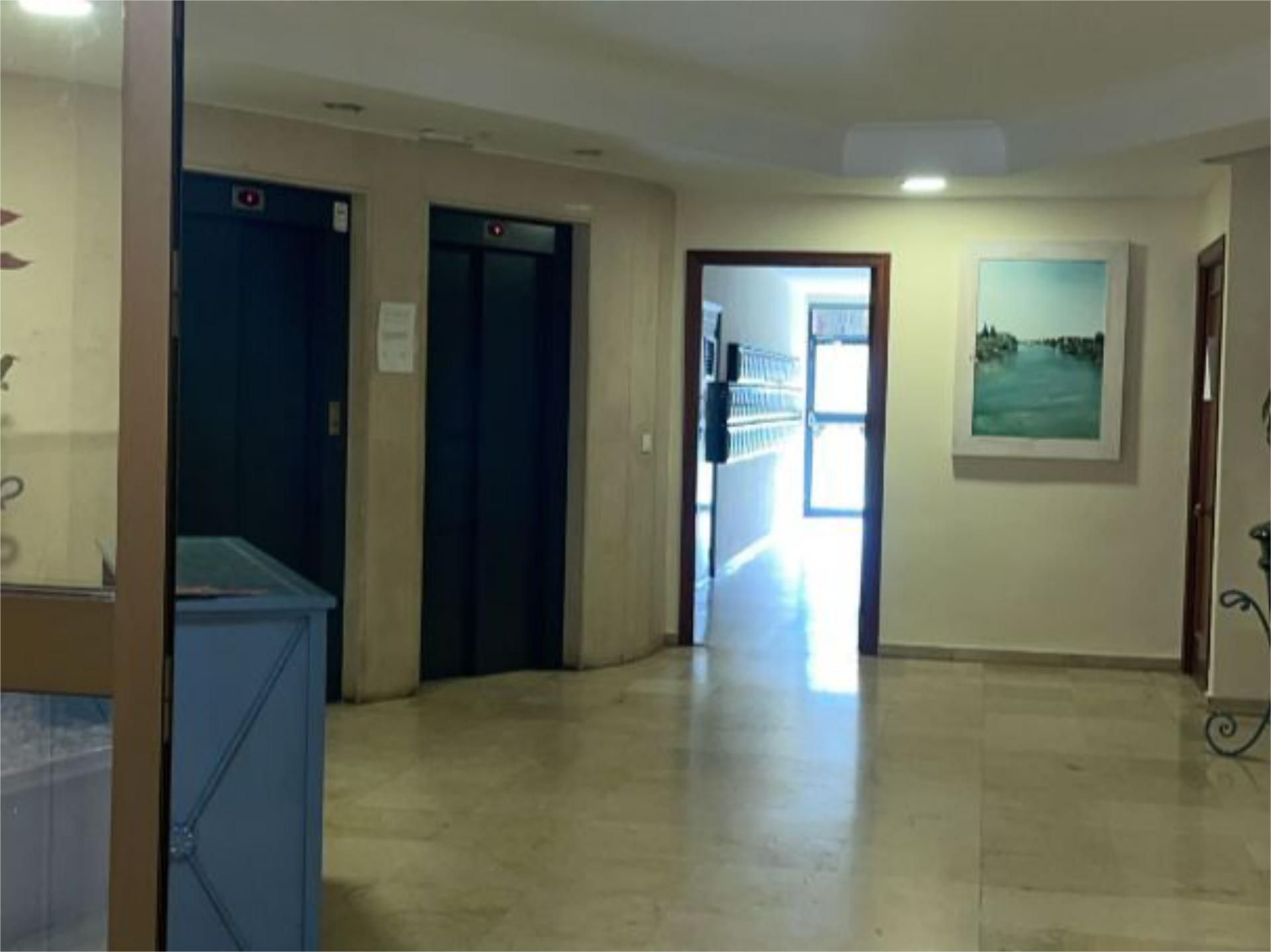 Piso en  Calle Felipe II 32 - Foto 8