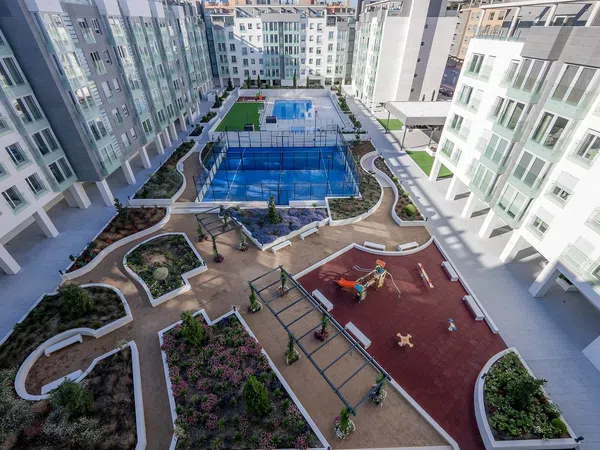 Piso en calle Azofra, 2 -24