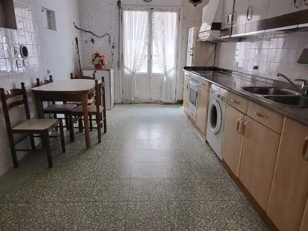 Piso en  Calle Hermanos Moroy 12 - Foto 5