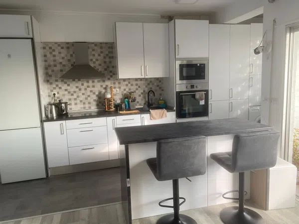 Estudio en avenida de Tenerife, 18