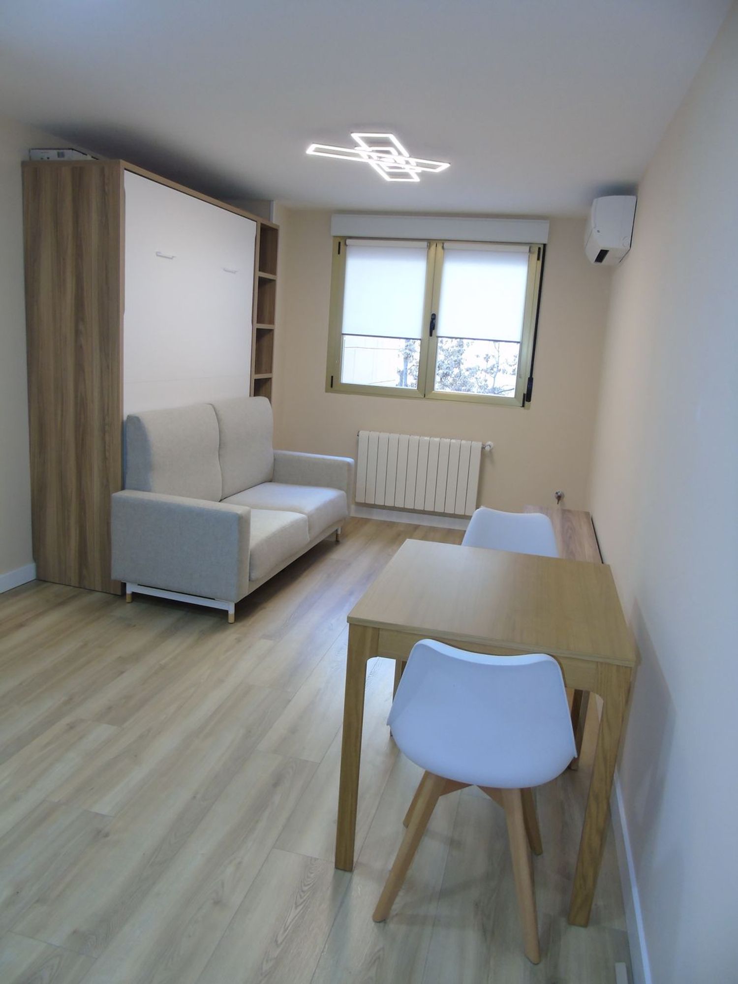 Estudio en calle de Churruca, 2 - Foto 1