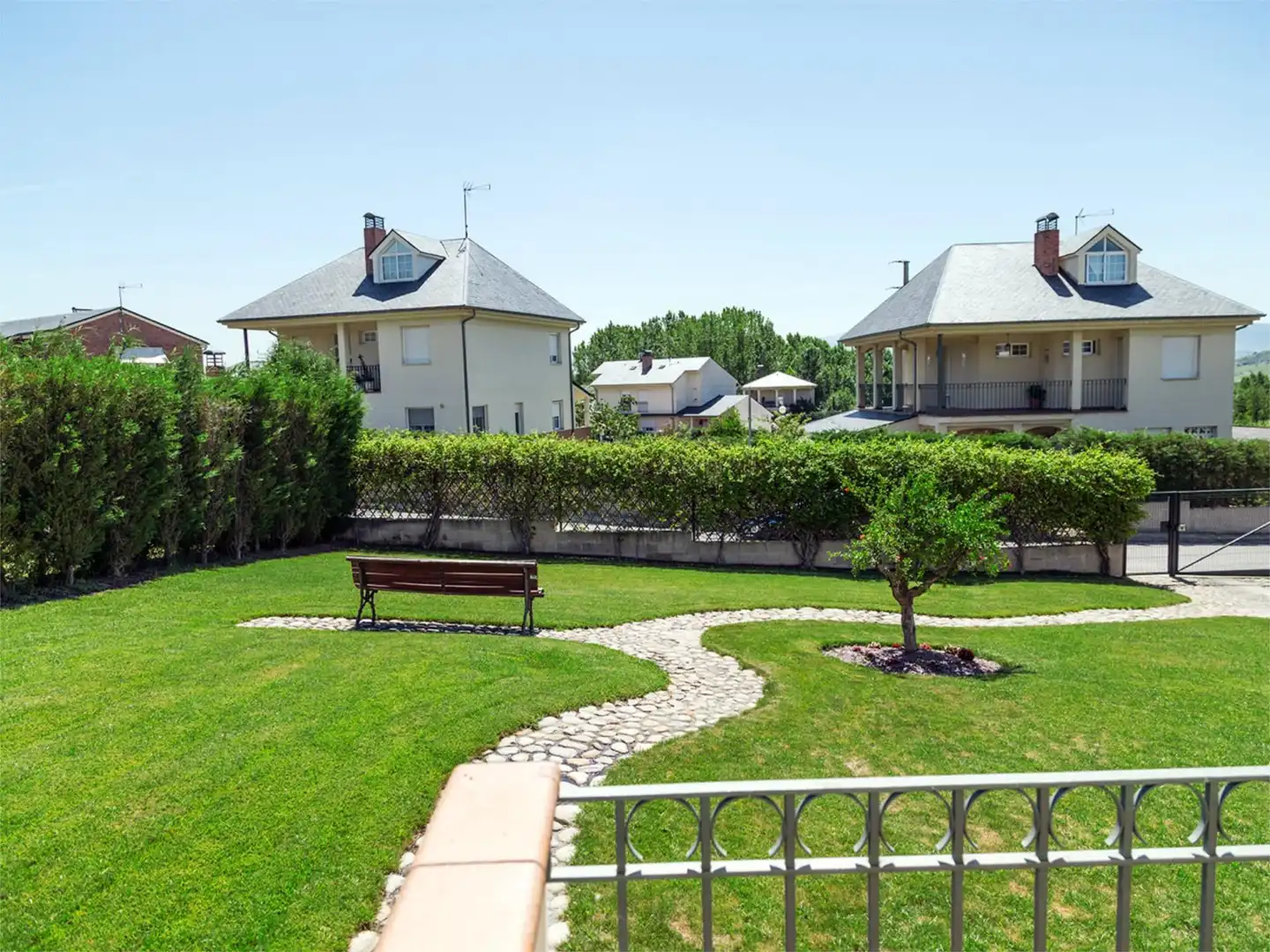 Chalet en  Avenida Díaz Ovelar 2 - Foto 5