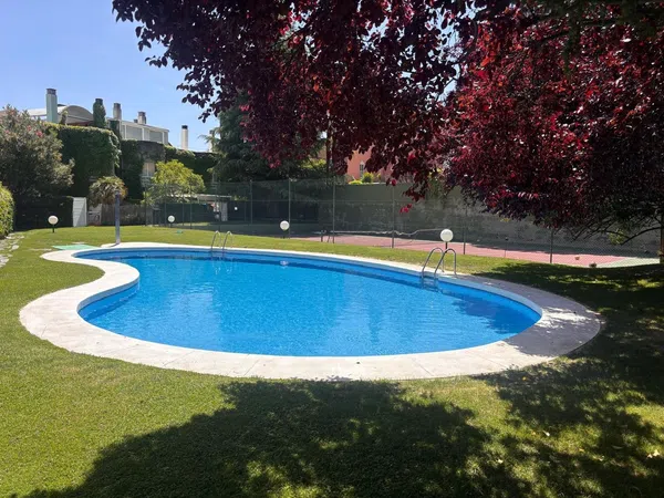 Chalet adosado en Zona Carretera del Plantío - Foto 4