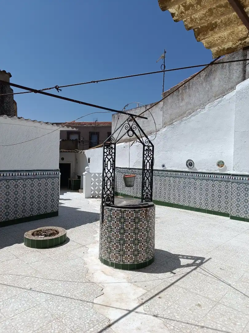 Casa adosada en  Calle Ángel Arias 9 - Foto 4