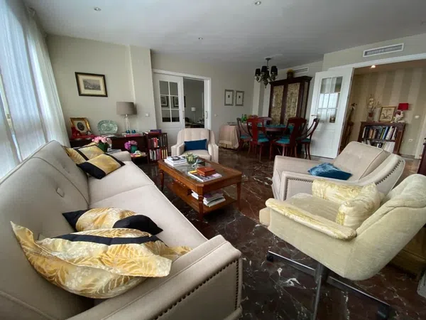 Piso en calle Luis de Morales, 24 - Foto 2