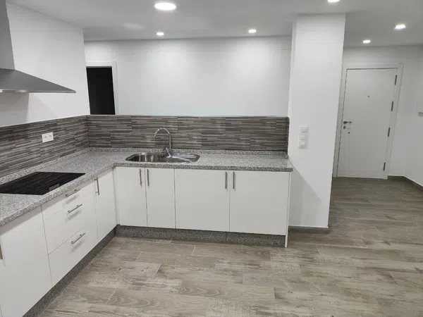 Piso en Avenida Primero de Mayo, 184 - Foto 6