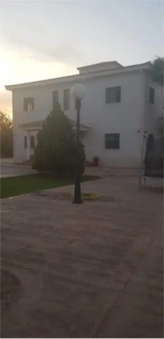 Casa adosada en Campo de futbol - Foto 1