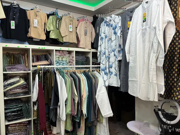 Tienda de ropa en traspaso en Avenida de la Generalitat, 82 - Foto 7