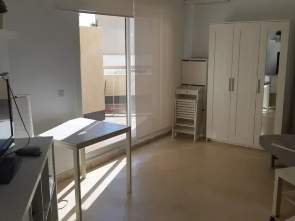 Estudio en avenida de la República Argentina, 43 - Foto 6