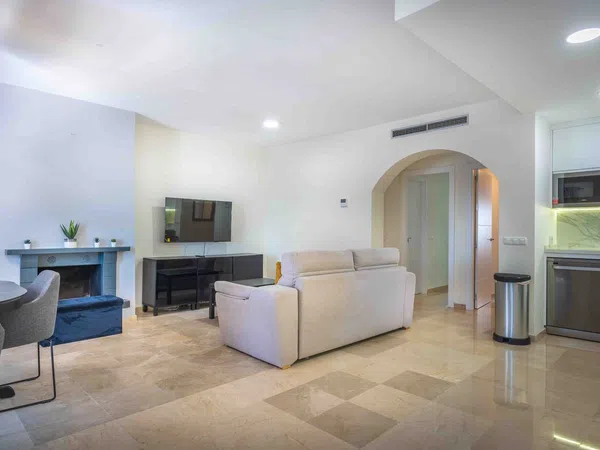 Piso en Urbanización Los pinos de aloha, 8 - Foto 11