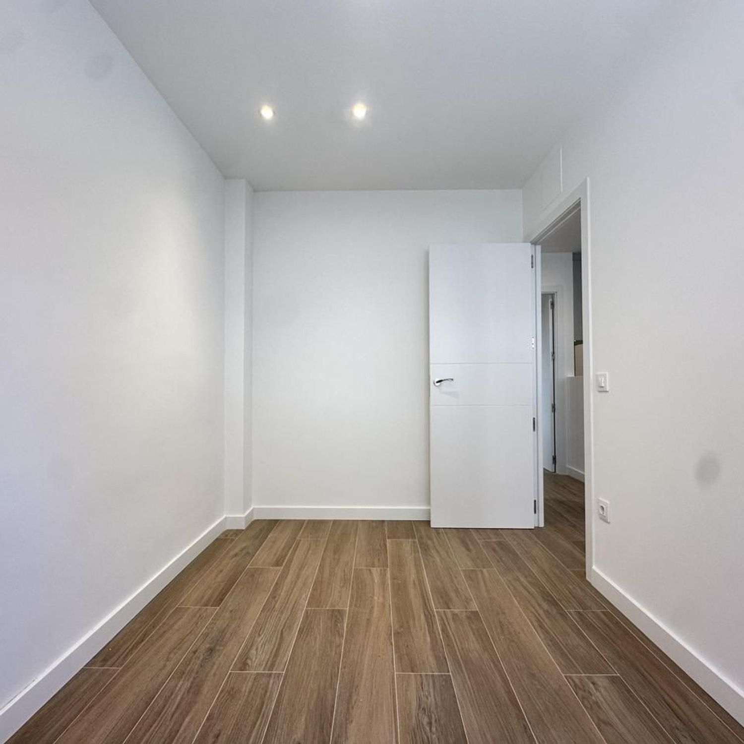 Piso en Calle de Velarde - Foto 10