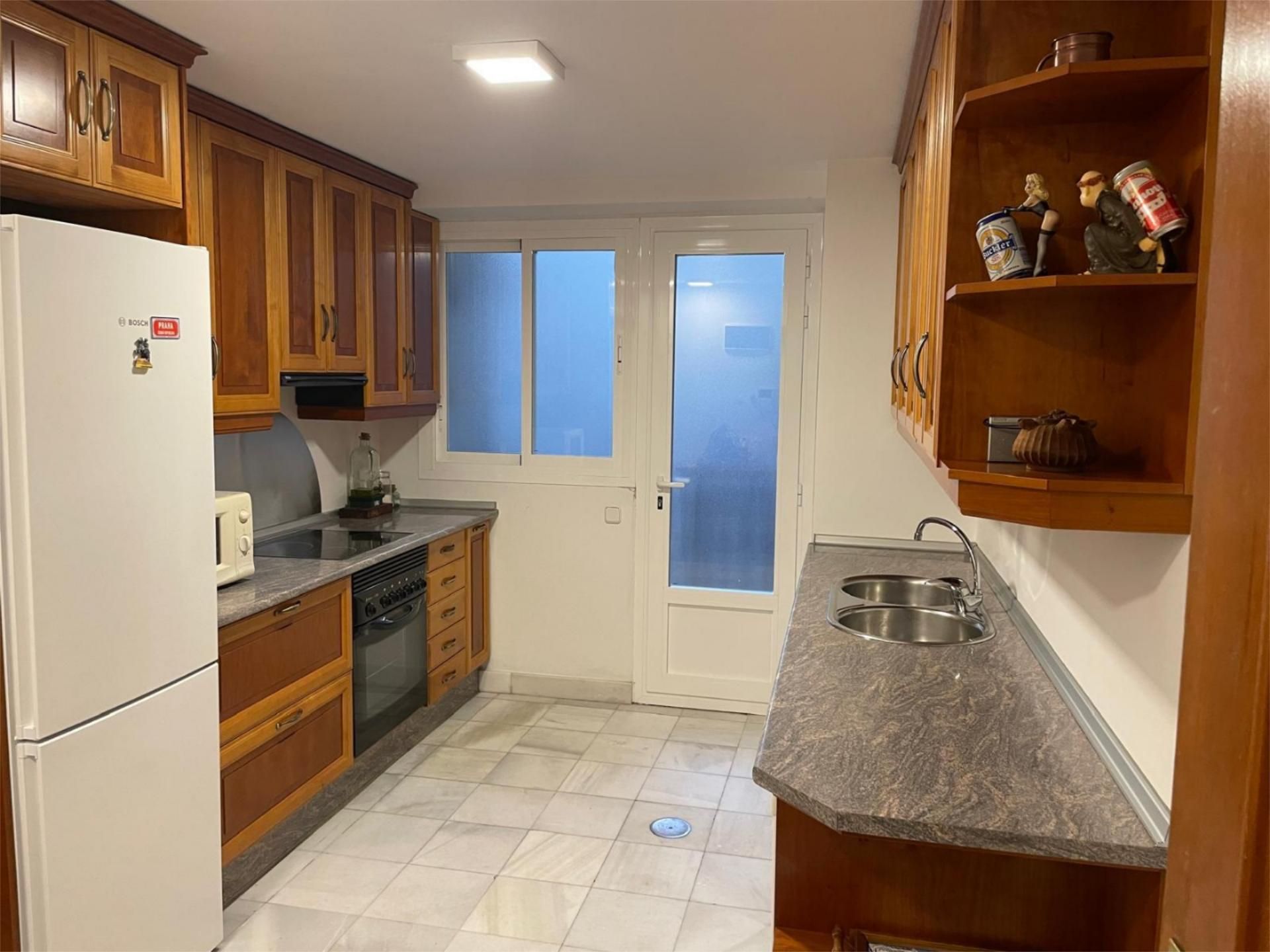 Piso en  Avenida de la Reina Victoria 68 - Foto 9