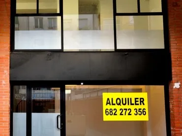 Local comercial en  Carrer d'Àngel Guimerà 45 - Foto 1