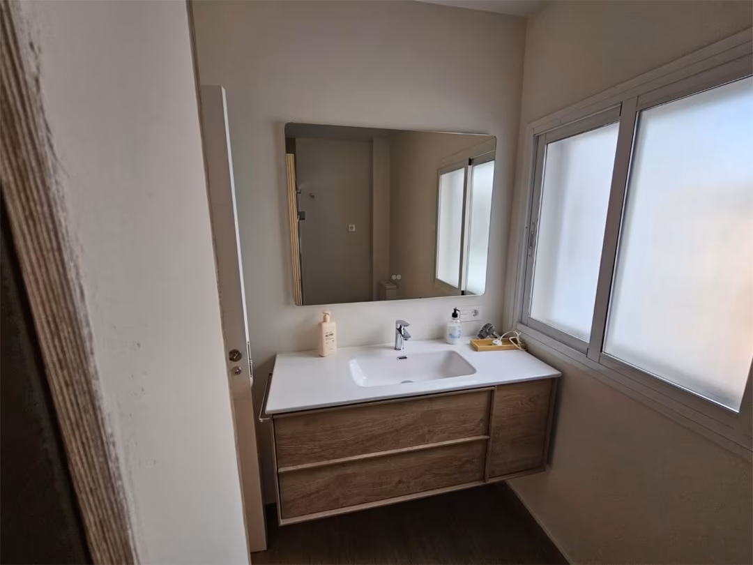 Piso en  Calle Almadén de la Plata 27 - Foto 24