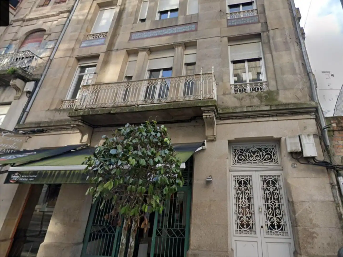 Casa adosada en  Rúa do Doutor Cadaval 24 - Foto 2