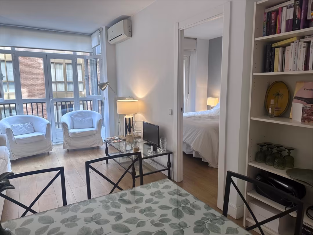 Apartamento en  Calle del Conde de Aranda 9 - Foto 2