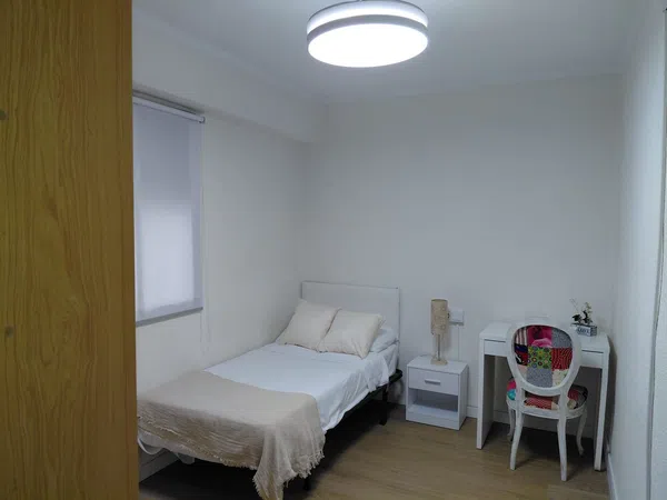 Piso en Avenida del Primer de Maig, 72, L'Hort de Senabre - Foto 4