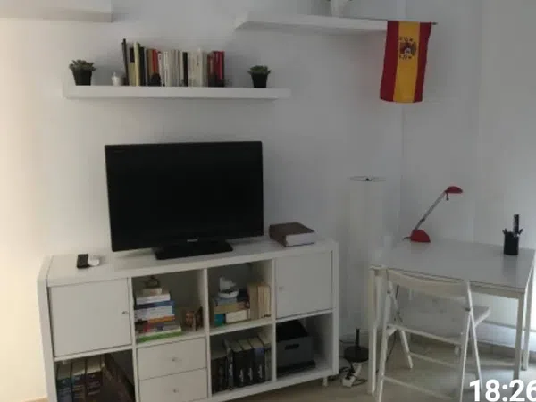 Estudio en avenida de la República Argentina, 43 - Foto 7